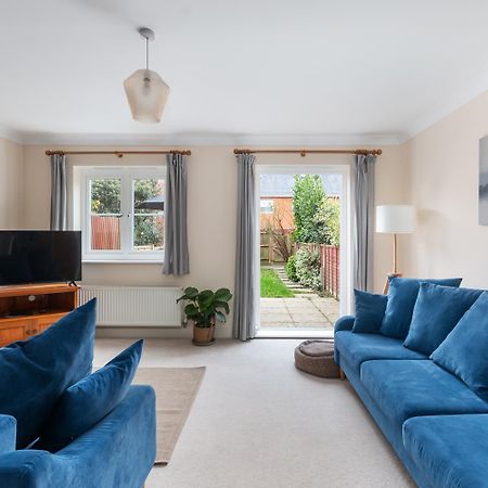 Sleeps9 Parking&Garage 17 Mins To Gatwick, 30 To London Villa Merstham Ngoại thất bức ảnh