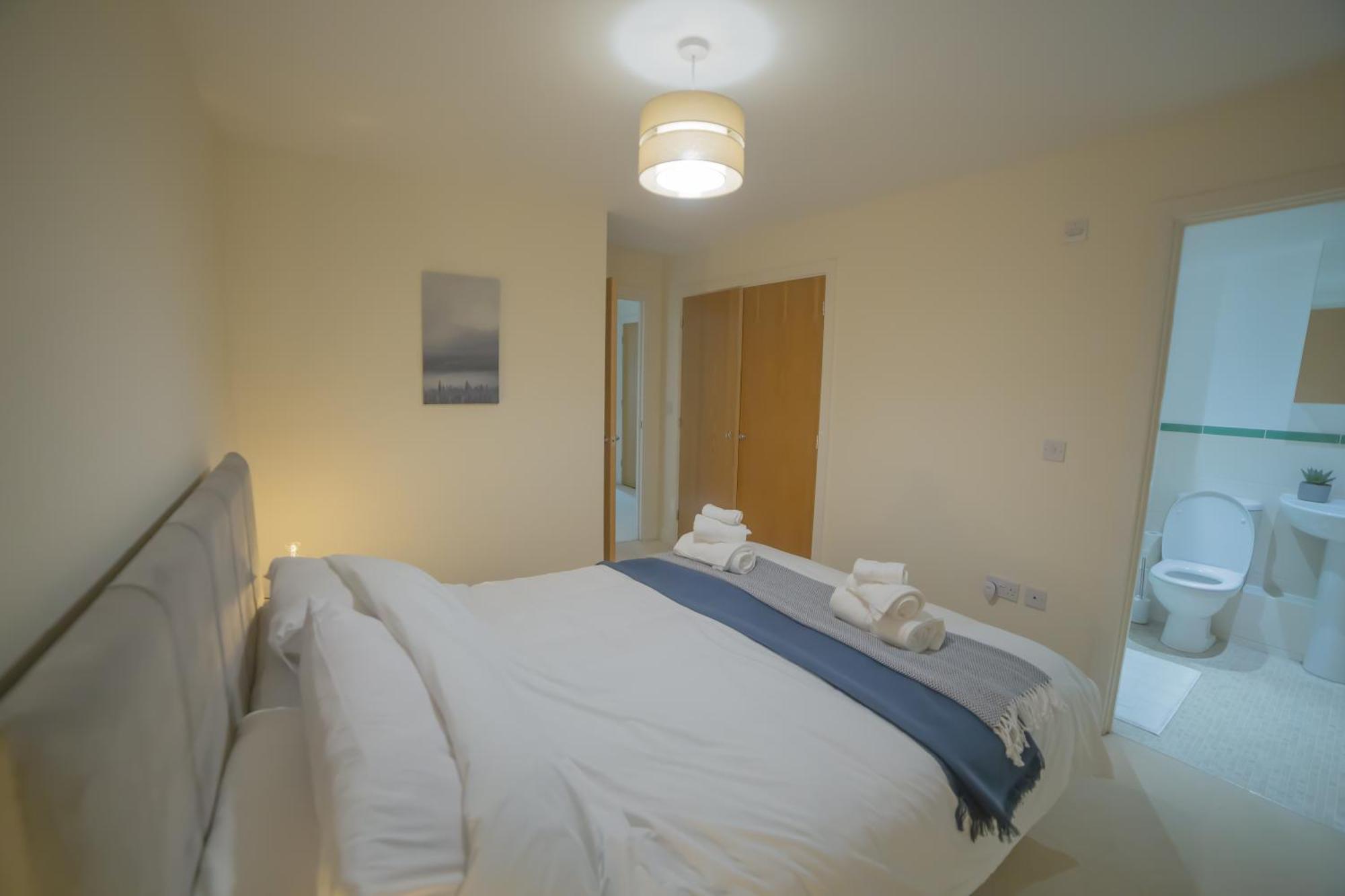 Sleeps9 Parking&Garage 17 Mins To Gatwick, 30 To London Villa Merstham Ngoại thất bức ảnh