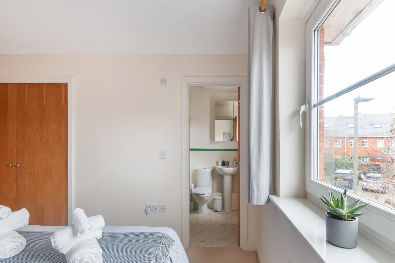 Sleeps9 Parking&Garage 17 Mins To Gatwick, 30 To London Villa Merstham Ngoại thất bức ảnh